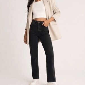 Abercrombie Curve Love 90s Slim Straight Ultra High Rise Jeans - Washed Black